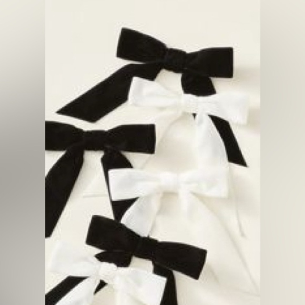 Anthropologie Velvet Bow Clip-on, Set of 6